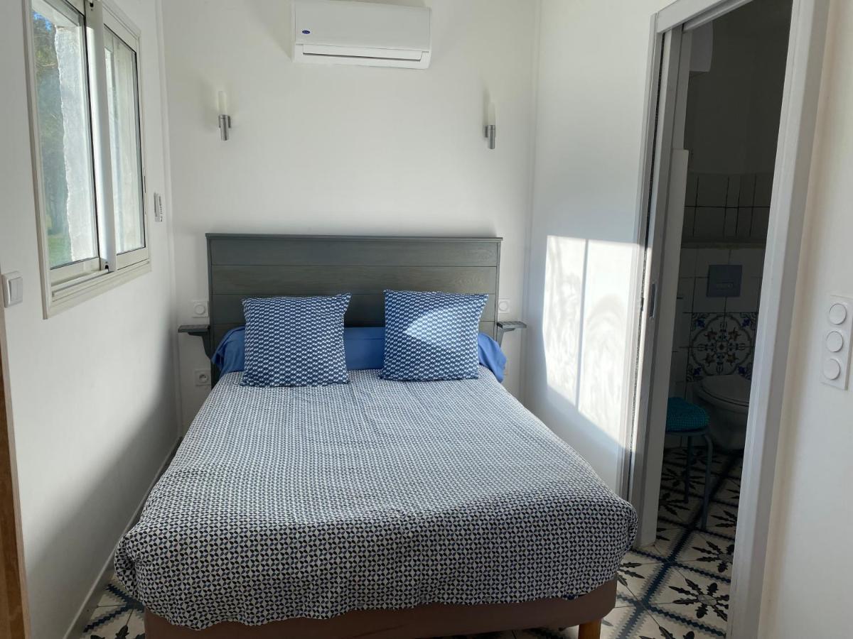 Hotel Ernella à Aléria Extérieur photo